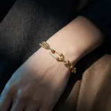 Gold Taşlı Kilit Detaylı Kalın Zincir Bileklik - 4