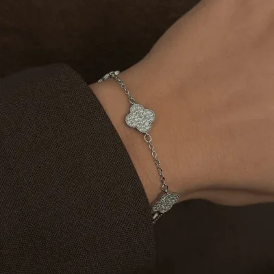 Silver Taşlı Yonca Bileklik