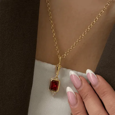 Gold Bordo Tasarım Kolye