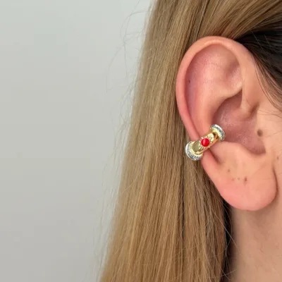 Kırmızı Taşlı Ear Cuff
