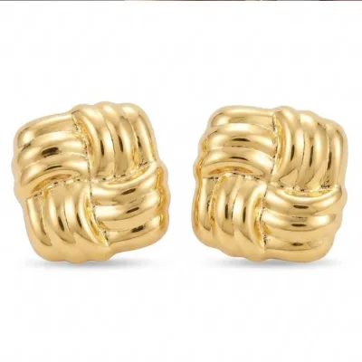 Gold Örgü Desenli Küpe - ikinci görsel