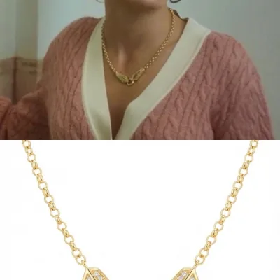 Yeşil Taşlı V Serenay Kolye