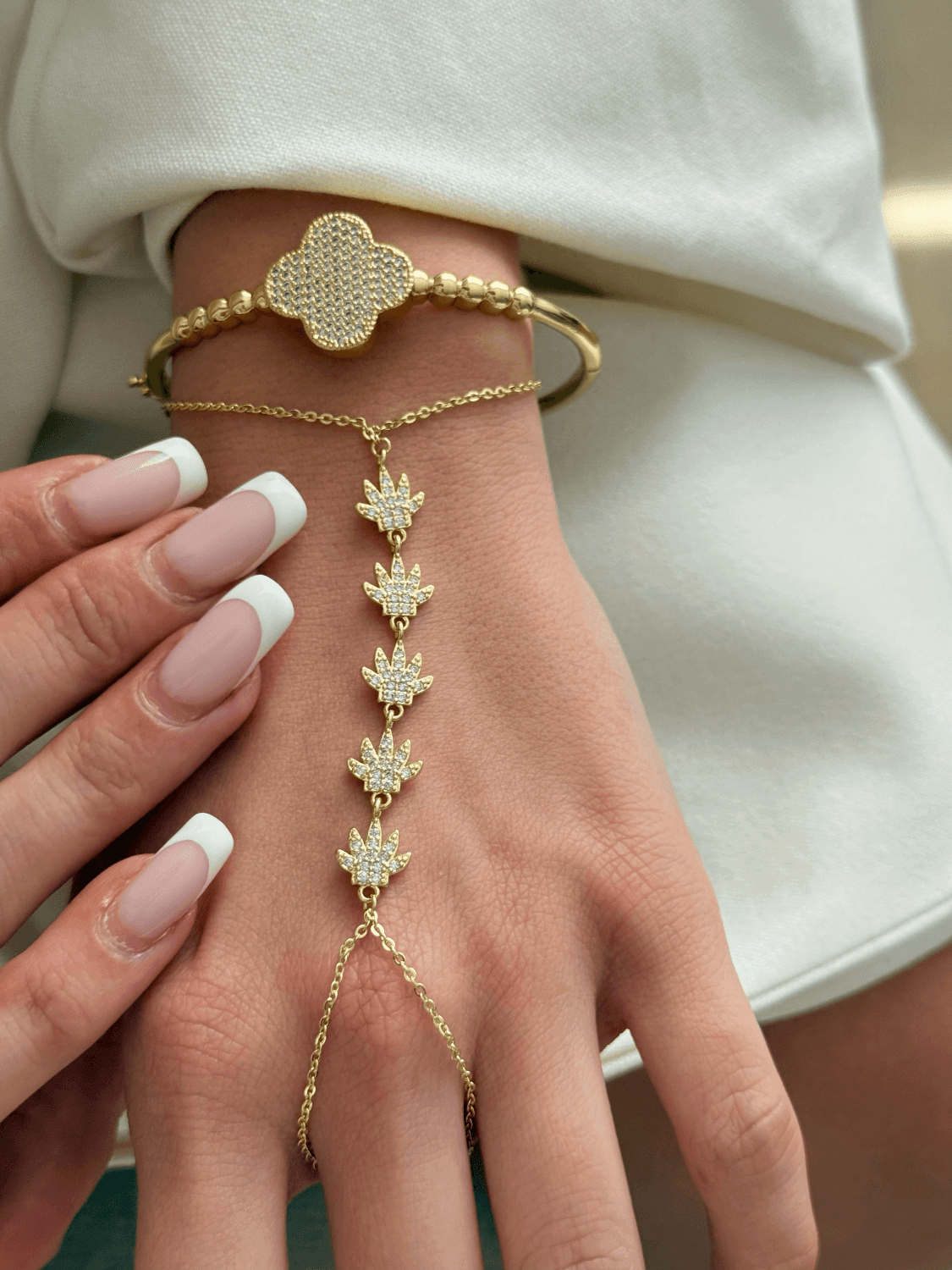 Gold Çiçek Şahmeran
